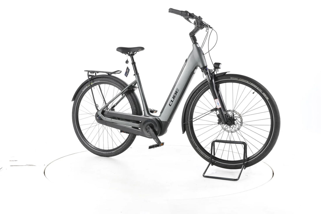 Cube Cube Supreme RT Hybrid Pro Trekking E-Bike Tiefeinsteiger